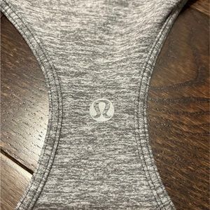 Lululemon tank top